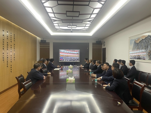 扬州北辰电气集团有限公司党员干部集中收看党的二十大开幕盛况